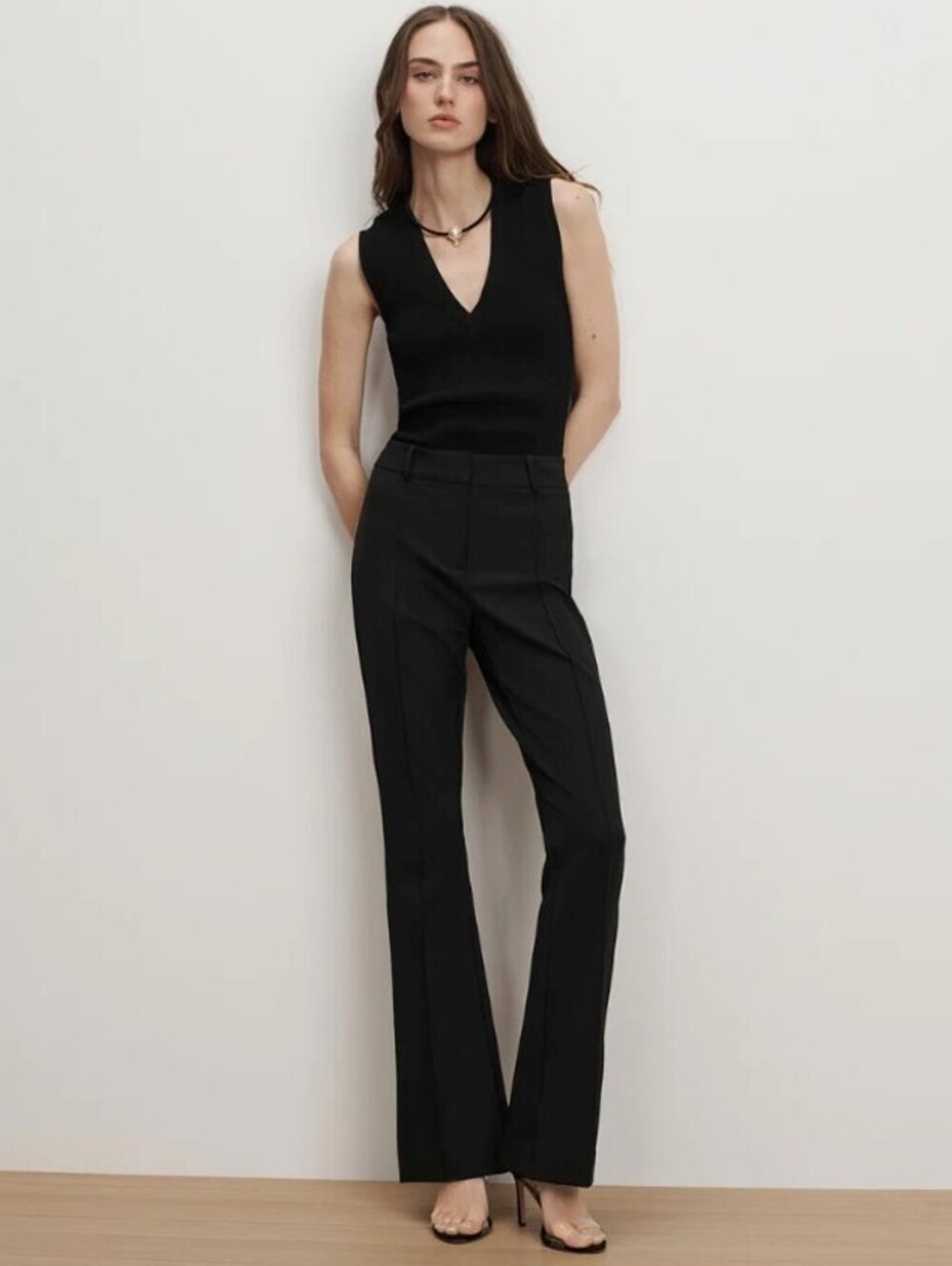 Veronica Beard Black Hibiscus Slim-Flare Scuba High-Rise Pant - Size - 10